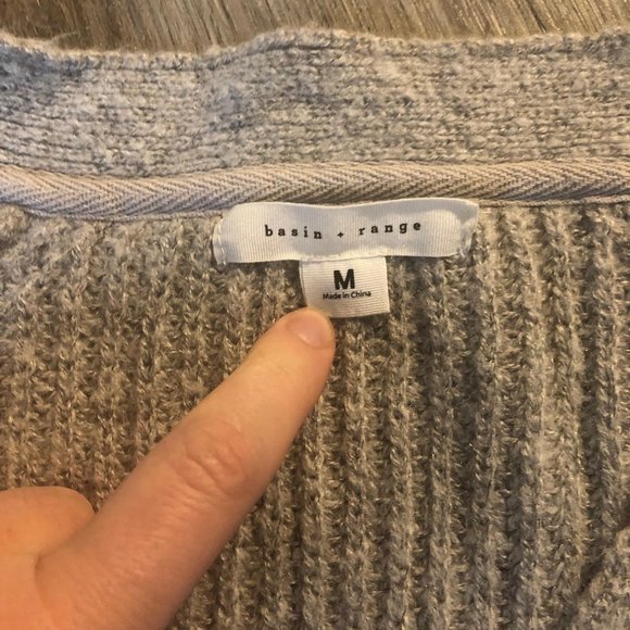 Basin + Range Cardigan Sweater W's M - Picture 2 of 3